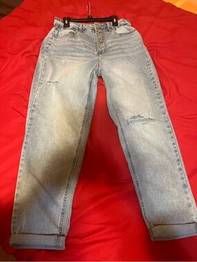 No Boundaries Light Blue High-Rise Distressed Jeans